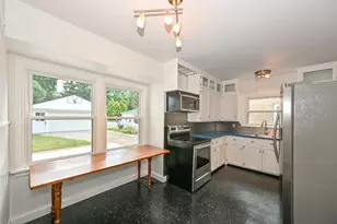 5264 N Kent Ave, Whitefish Bay, WI 53217 - Photo 16