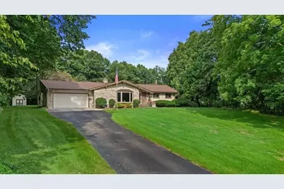 W215N10105  Hickory Dr, Germantown, WI 53017 - Photo 22