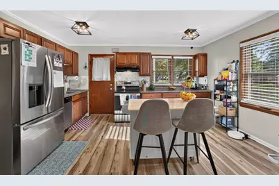 4863 N Santa Monica Blvd, Whitefish Bay, WI 53217 - Photo 12