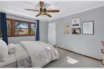 4863 N Santa Monica Blvd, Whitefish Bay, WI 53217 - Photo 16