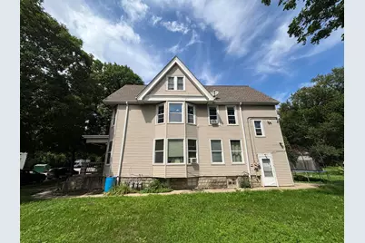 1060 N 47th St, Milwaukee, WI 53208 - Photo 4