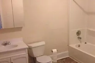 1060 N 47th St, Milwaukee, WI 53208 - Photo 14