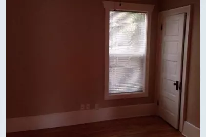 1060 N 47th St, Milwaukee, WI 53208 - Photo 14