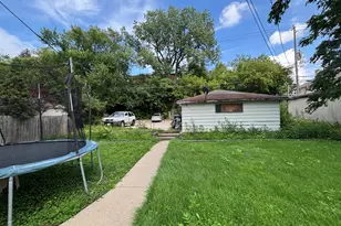 1060 N 47th St, Milwaukee, WI 53208 - Photo 44