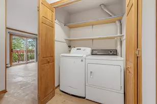 627 Hartridge Dr, Hartland, WI 53029 - Photo 28
