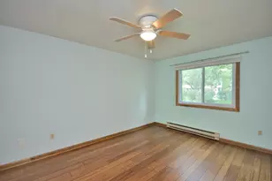 1686 S Carriage Ln, New Berlin, WI 53151 - Photo 14