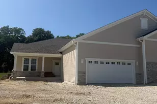 8555 Summit Pl, Pleasant Prairie, WI 53158 - Photo 1