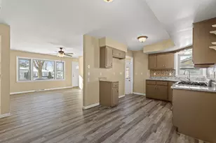7140 N 48th St, Milwaukee, WI 53223 - Photo 6