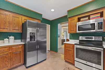 1825  Jean Marie Ct, Brookfield, WI 53005 - Photo 6