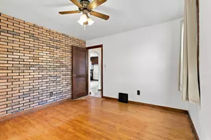 1704 S 9th St, Sheboygan, WI 53081 - Photo 12