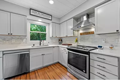 S9W31422  Irwin Ct, Delafield, WI 53183 - Photo 8