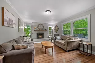 S9W31422 Irwin Ct, Delafield, WI 53183 - Photo 4