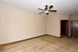 9237 Hollyhock Ln, Racine, WI 53406 - Photo 36