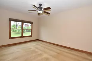 9237 Hollyhock Ln, Racine, WI 53406 - Photo 12