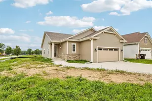 4522 La Salle St, Racine, WI 53402 - Photo 2