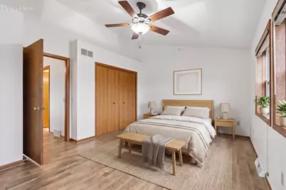 325  Kristin Ct, Brookfield, WI 53045 - Photo 18