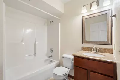 325  Kristin Ct, Brookfield, WI 53045 - Photo 14