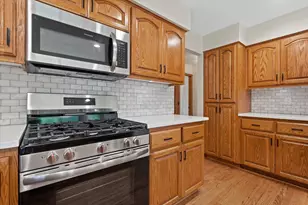 2072 W Hope Ln, Oak Creek, WI 53154 - Photo 6