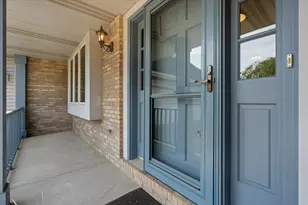 2072 W Hope Ln, Oak Creek, WI 53154 - Photo 40