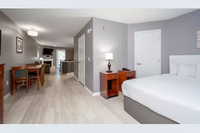 111  Center St #263, Lake Geneva, WI 53147 - Photo 4