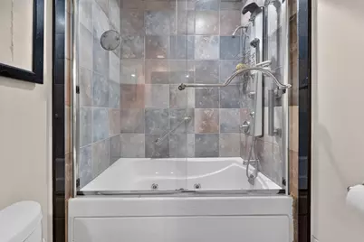 9606 N Orchard Ct, Mequon, WI 53092 - Photo 14