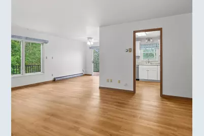 2402  Cross Creek Dr #C, Sheboygan, WI 53081 - Photo 10