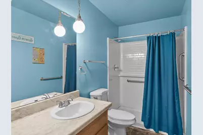 2402  Cross Creek Dr #C, Sheboygan, WI 53081 - Photo 16
