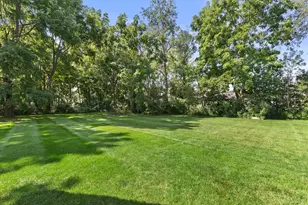 27015 Lorie Dr, Racine, WI 53185 - Photo 52