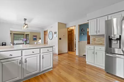 27015  Lorie Dr, Racine, WI 53185 - Photo 16