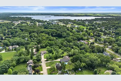 27015  Lorie Dr, Racine, WI 53185 - Photo 60