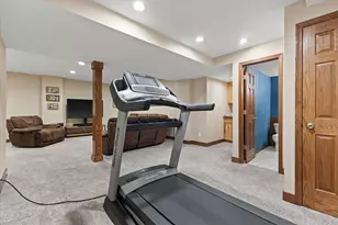 27015 Lorie Dr, Racine, WI 53185 - Photo 38