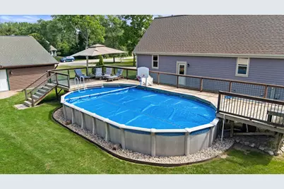27015  Lorie Dr, Racine, WI 53185 - Photo 46