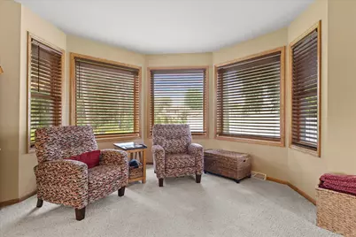 27015  Lorie Dr, Racine, WI 53185 - Photo 10
