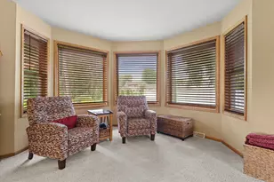 27015 Lorie Dr, Racine, WI 53185 - Photo 10