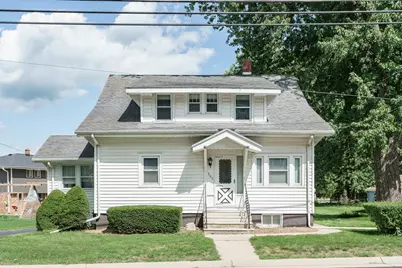 305 S Concord Ave, Watertown, WI 53094 - Photo 2
