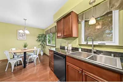 N60W22745  Silver Spring Dr, Lisbon, WI 53089 - Photo 8
