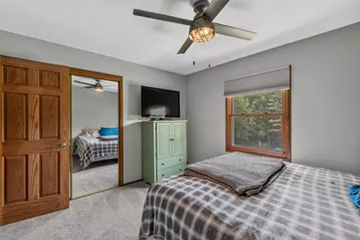 9301 S Sherwood Dr, Franklin, WI 53132 - Photo 26
