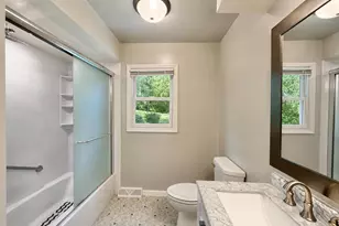 2124 Harris Highland Dr, Waukesha, WI 53188 - Photo 22
