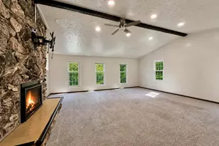 2124 Harris Highland Dr, Waukesha, WI 53188 - Photo 14