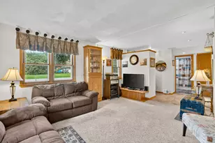 8548 N 68th St, Brown Deer, WI 53223 - Photo 6