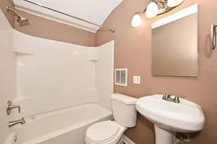 8447 W Maple St, West Allis, WI 53214 - Photo 22
