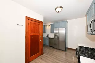 8447 W Maple St, West Allis, WI 53214 - Photo 18