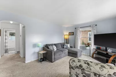 2213  Shoop St, Racine, WI 53404 - Photo 4