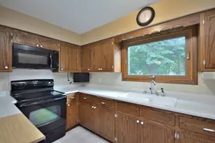 5222 S 20th St, Milwaukee, WI 53221 - Photo 12