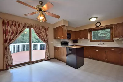5222 S 20th St, Milwaukee, WI 53221 - Photo 8