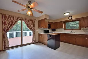 5222 S 20th St, Milwaukee, WI 53221 - Photo 8