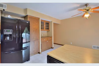 5222 S 20th St, Milwaukee, WI 53221 - Photo 14