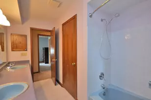 5222 S 20th St, Milwaukee, WI 53221 - Photo 18