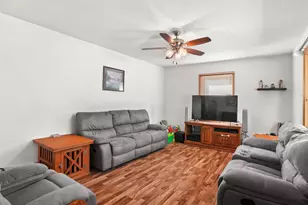 931 Landis St, Rockland, WI 54207 - Photo 6