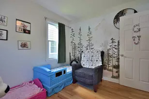834 E Holt Ave, Milwaukee, WI 53207 - Photo 14